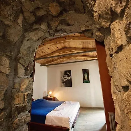 Raos - A Special Stonehouse, Hébergement de vacances