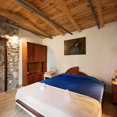 Raos - A Special Stonehouse,