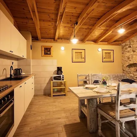 Raos - A Special Stonehouse, * Brela