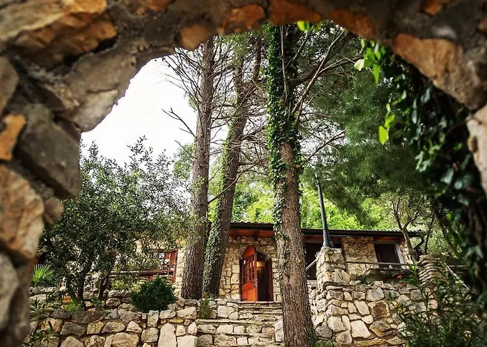 Raos - A Special Stonehouse, Hébergement de vacances
