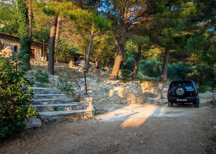 Raos - A Special Stonehouse, Hébergement de vacances Brela