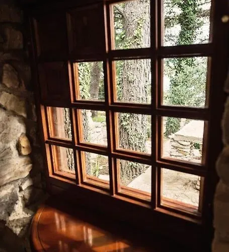 Raos - A Special Stonehouse,