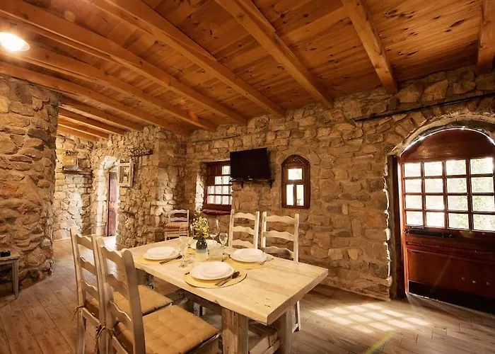 Raos - A Special Stonehouse, Hébergement de vacances *