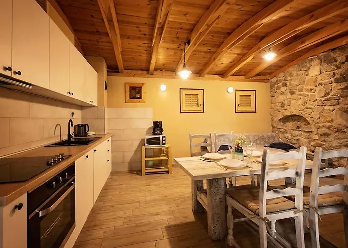 Raos - A Special Stonehouse, * Brela